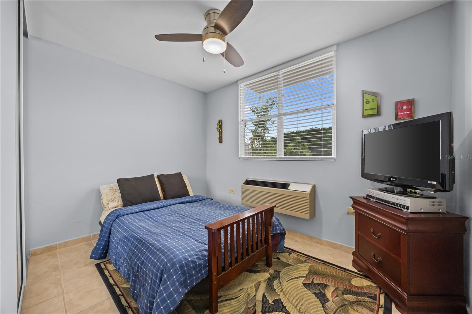 CHALET DEL MAR CONDOMINIUM - Residential