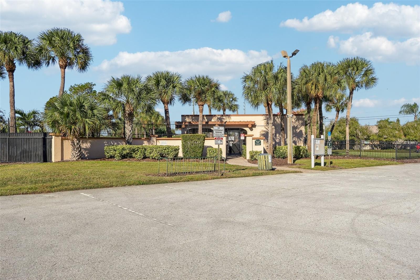 INDIAN WELLS UNIT 3 - Residential