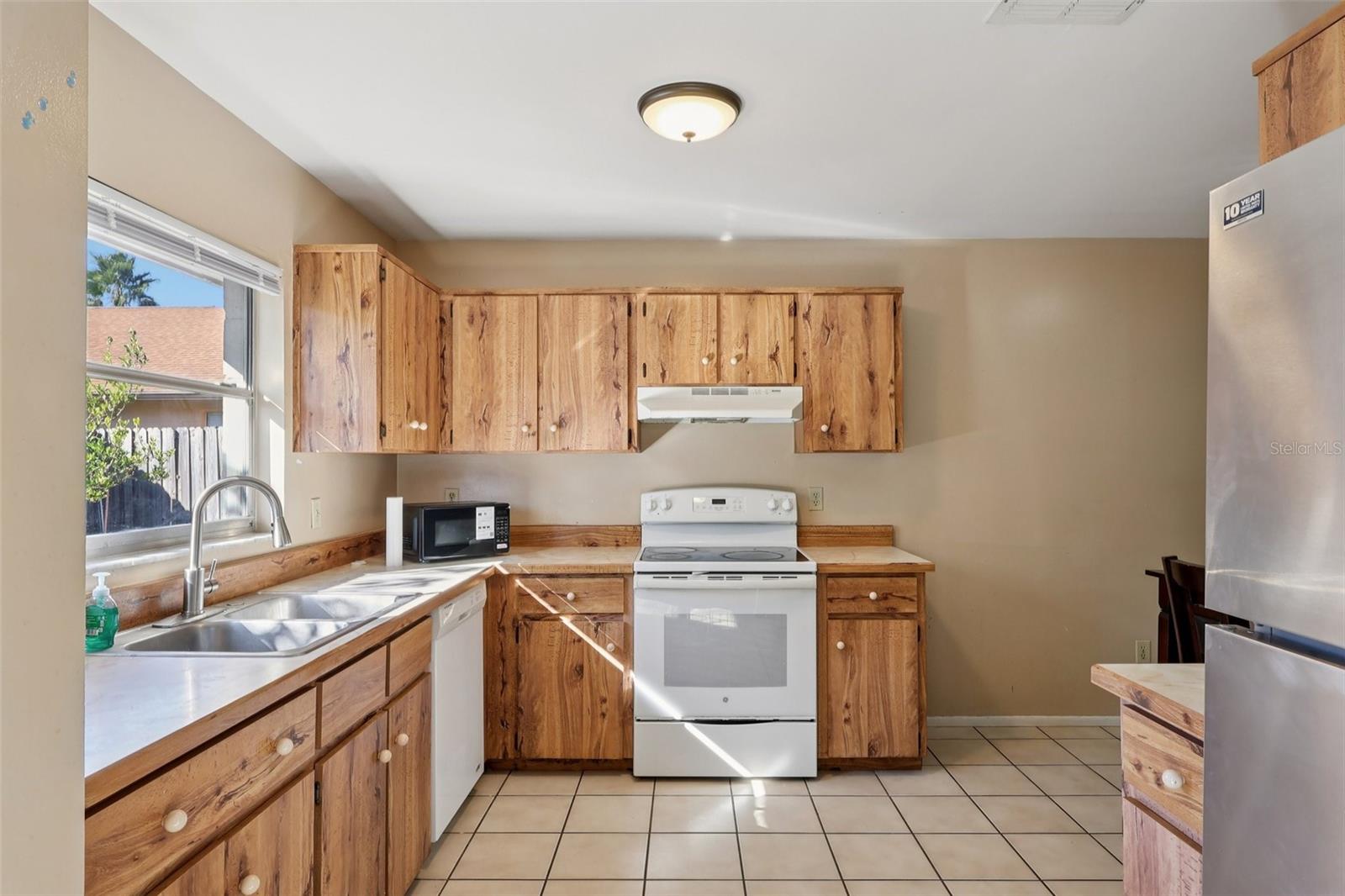 INDIAN WELLS UNIT 3 - Residential