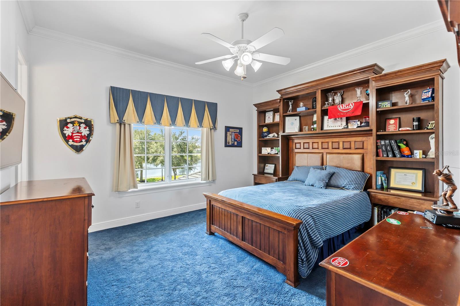 KEENES POINTE - Residential