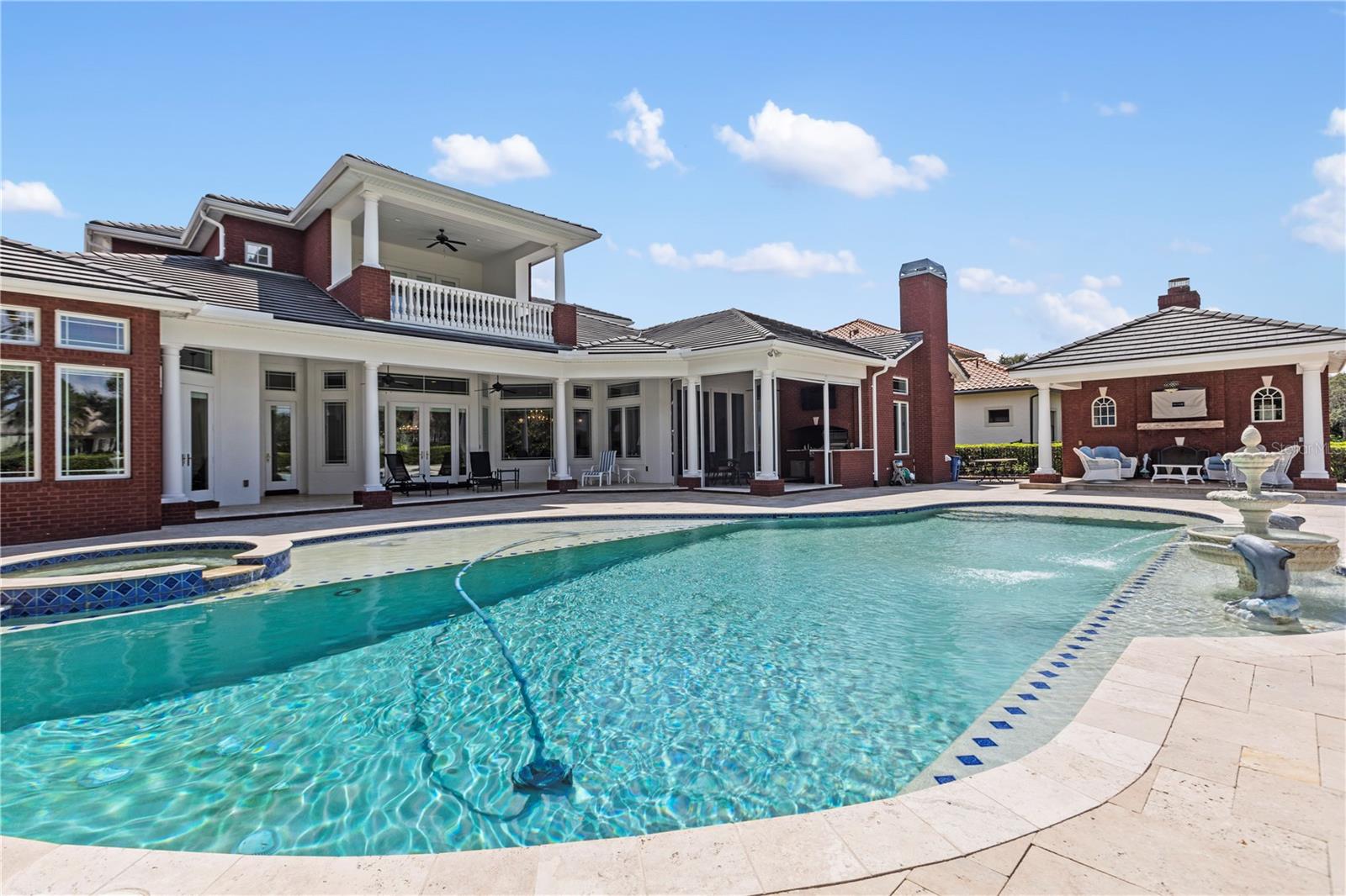 KEENES POINTE - Residential