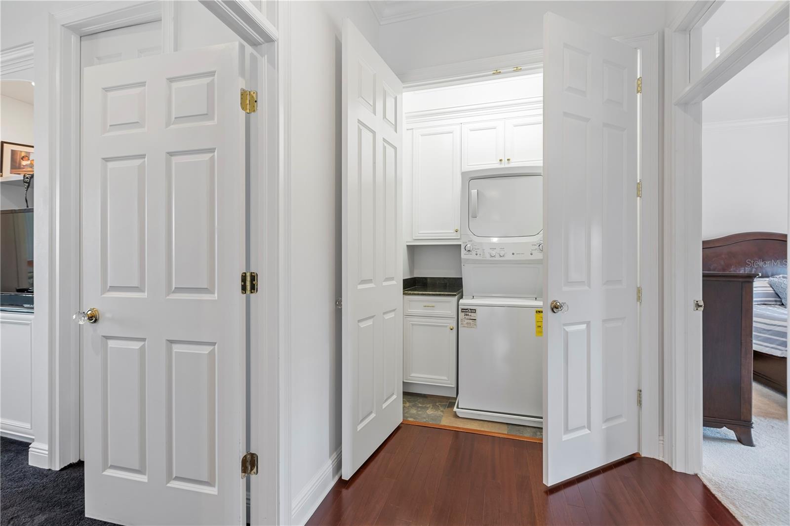 KEENES POINTE - Residential