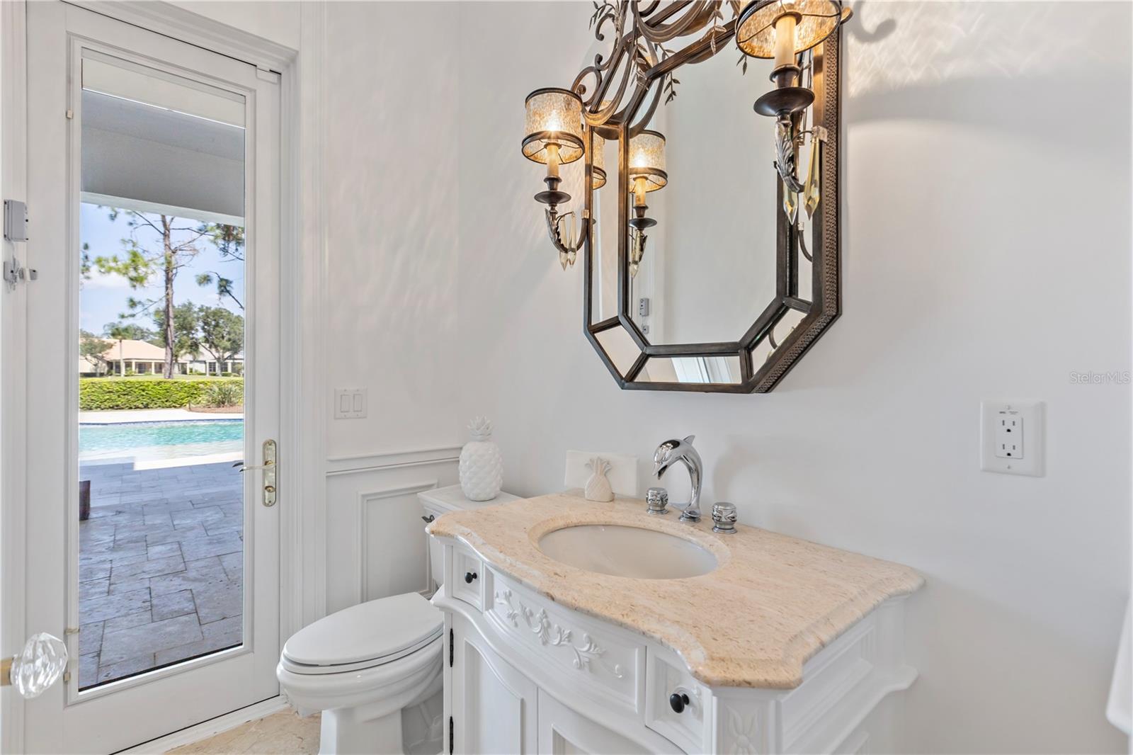 KEENES POINTE - Residential