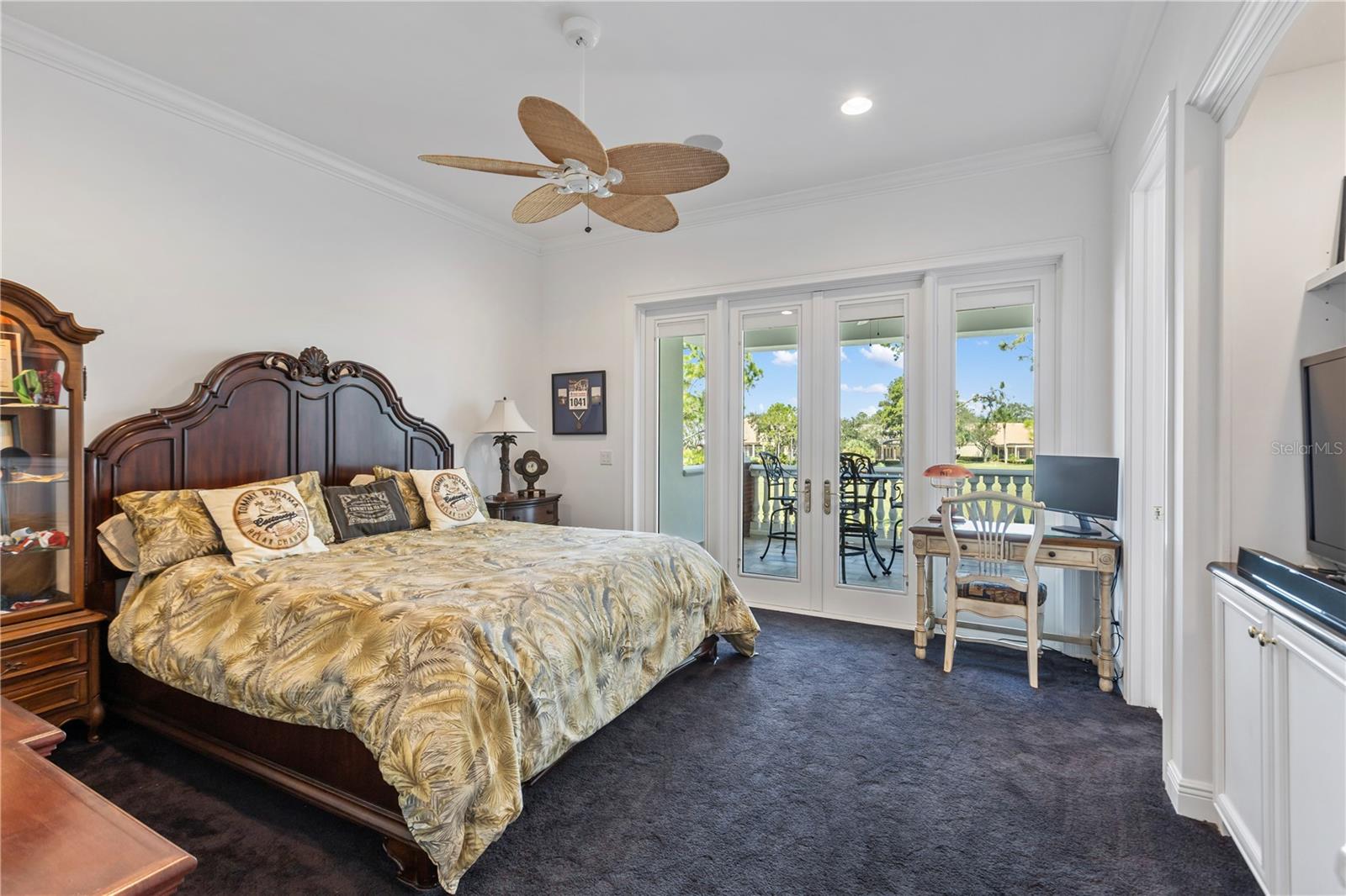 KEENES POINTE - Residential