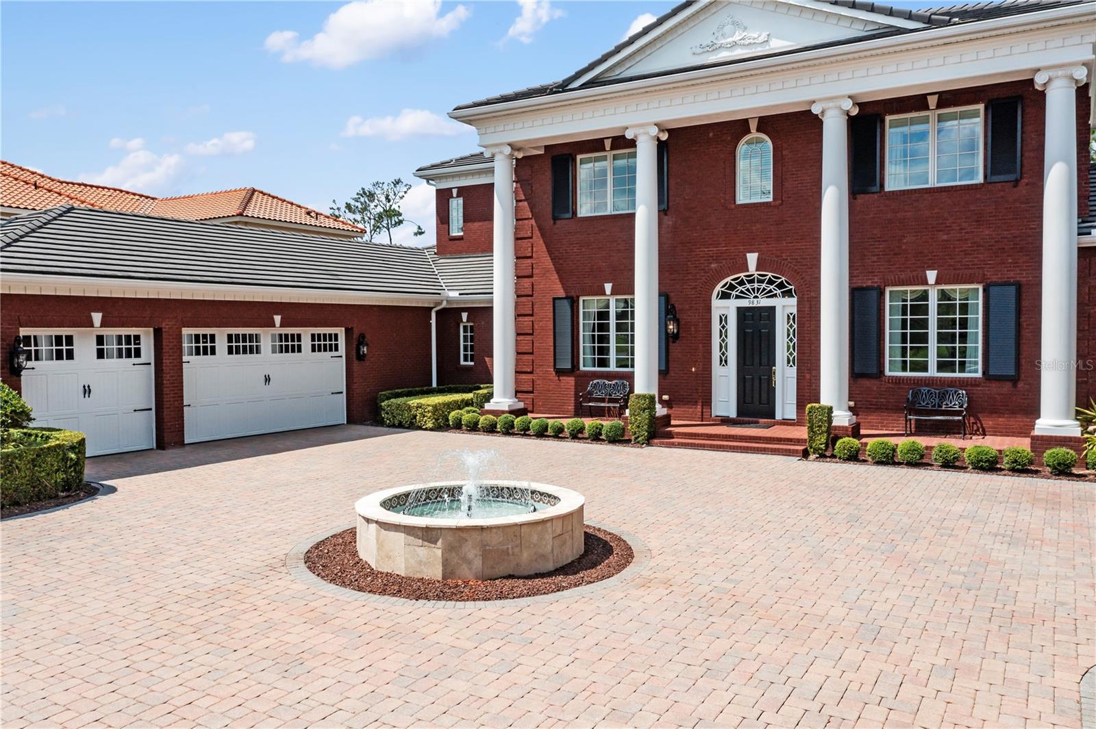 KEENES POINTE - Residential