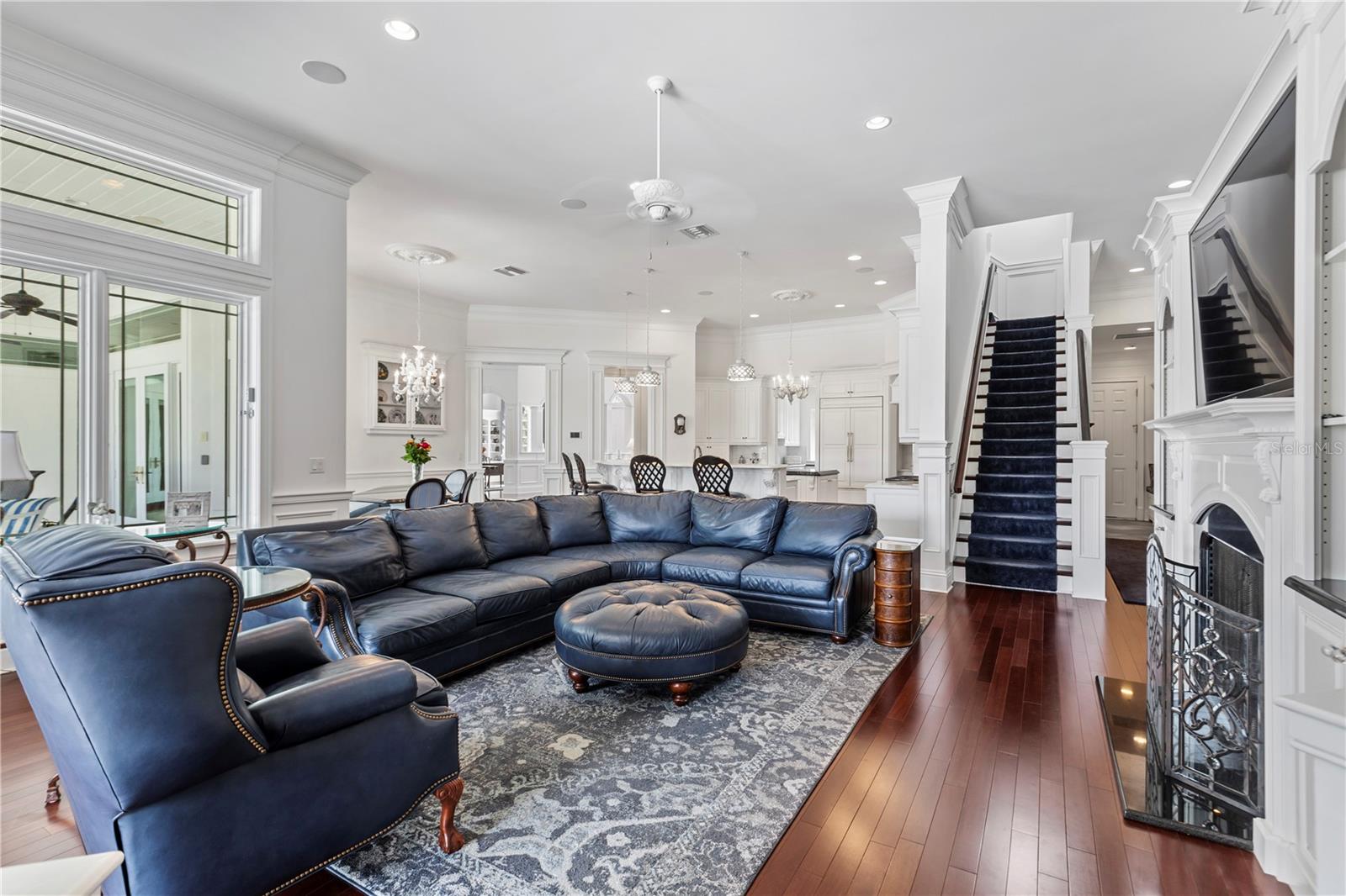 KEENES POINTE - Residential