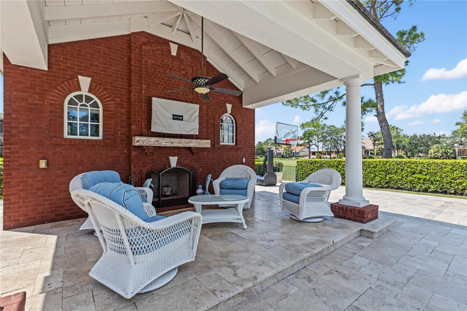 KEENES POINTE - Residential