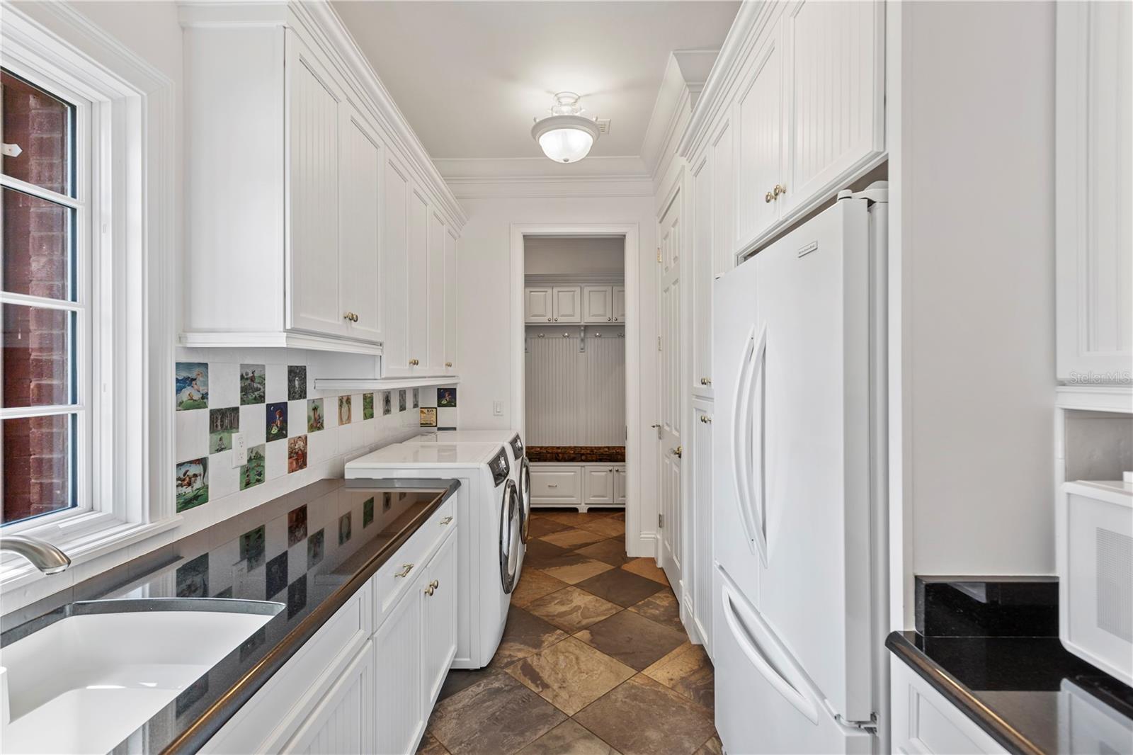 KEENES POINTE - Residential