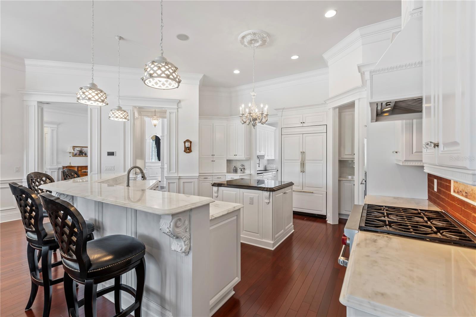 KEENES POINTE - Residential