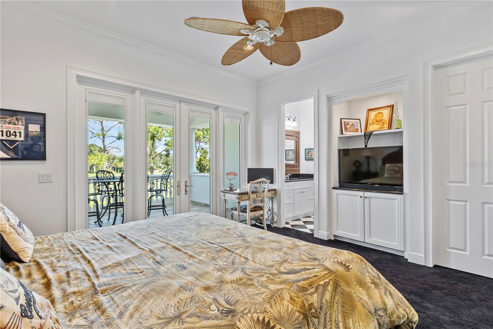 KEENES POINTE - Residential