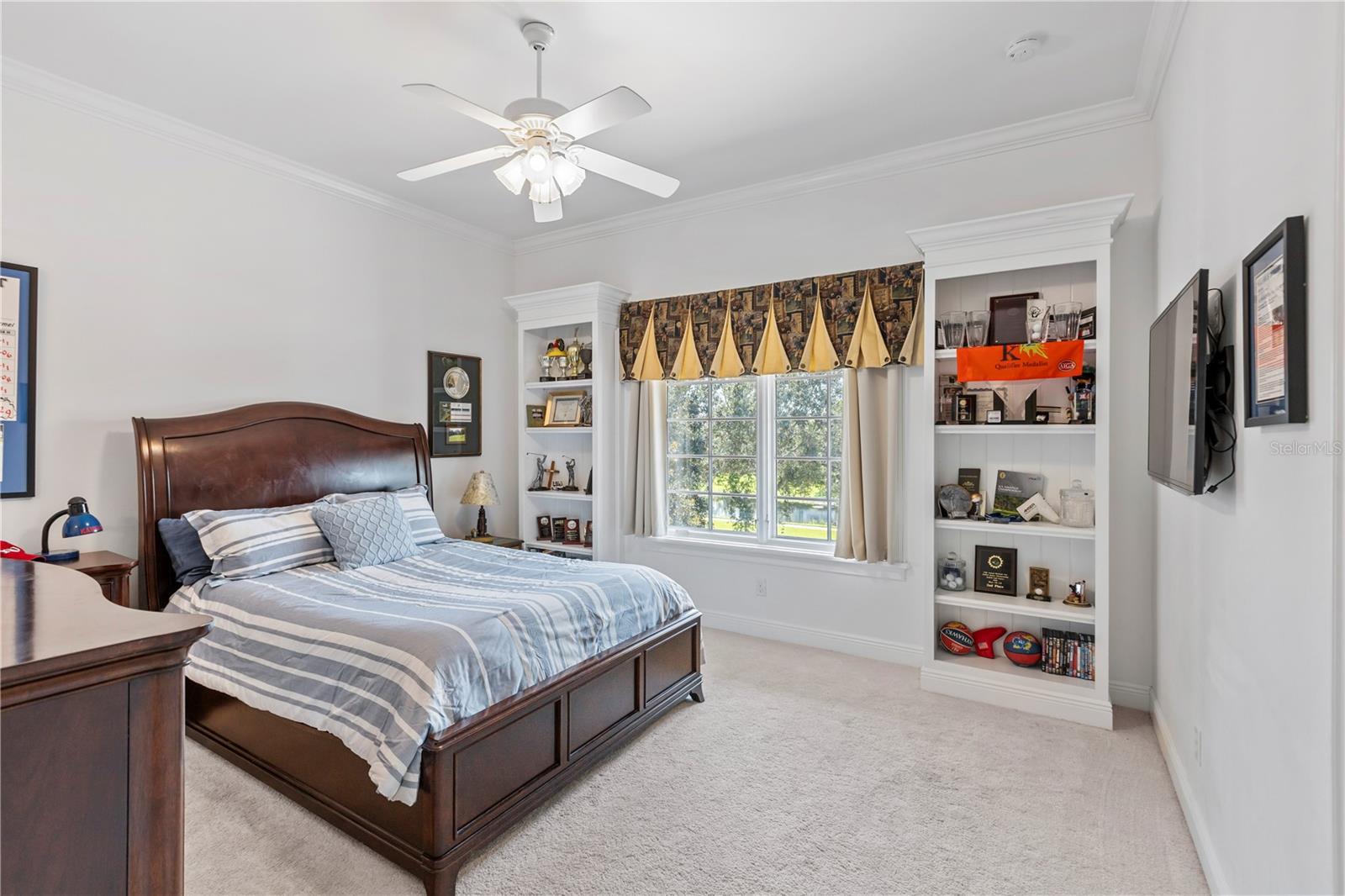 KEENES POINTE - Residential