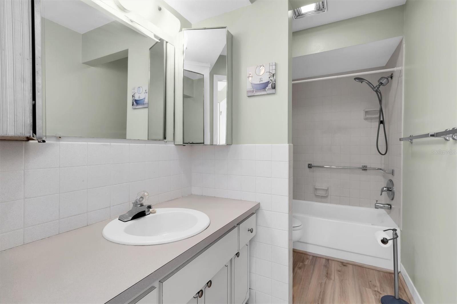 TAHITIAN GARDENS CONDO - Residential