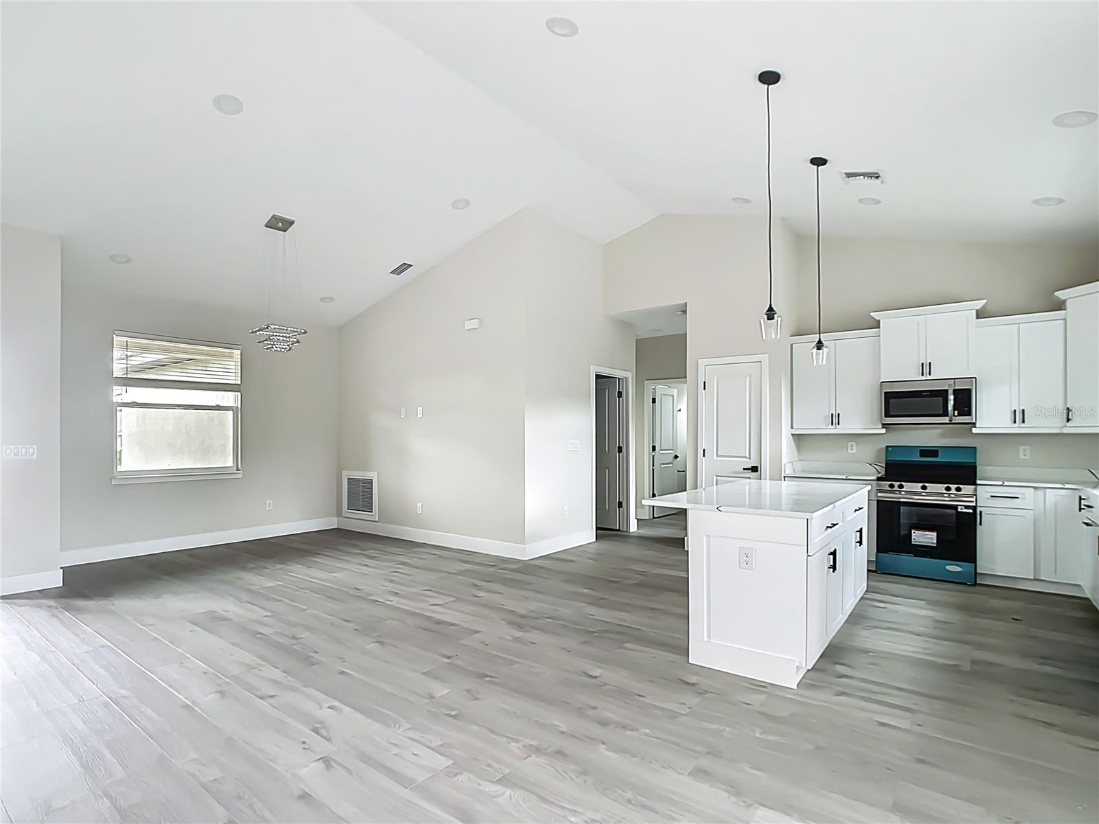 MARION OAKS UN 01 - Residential