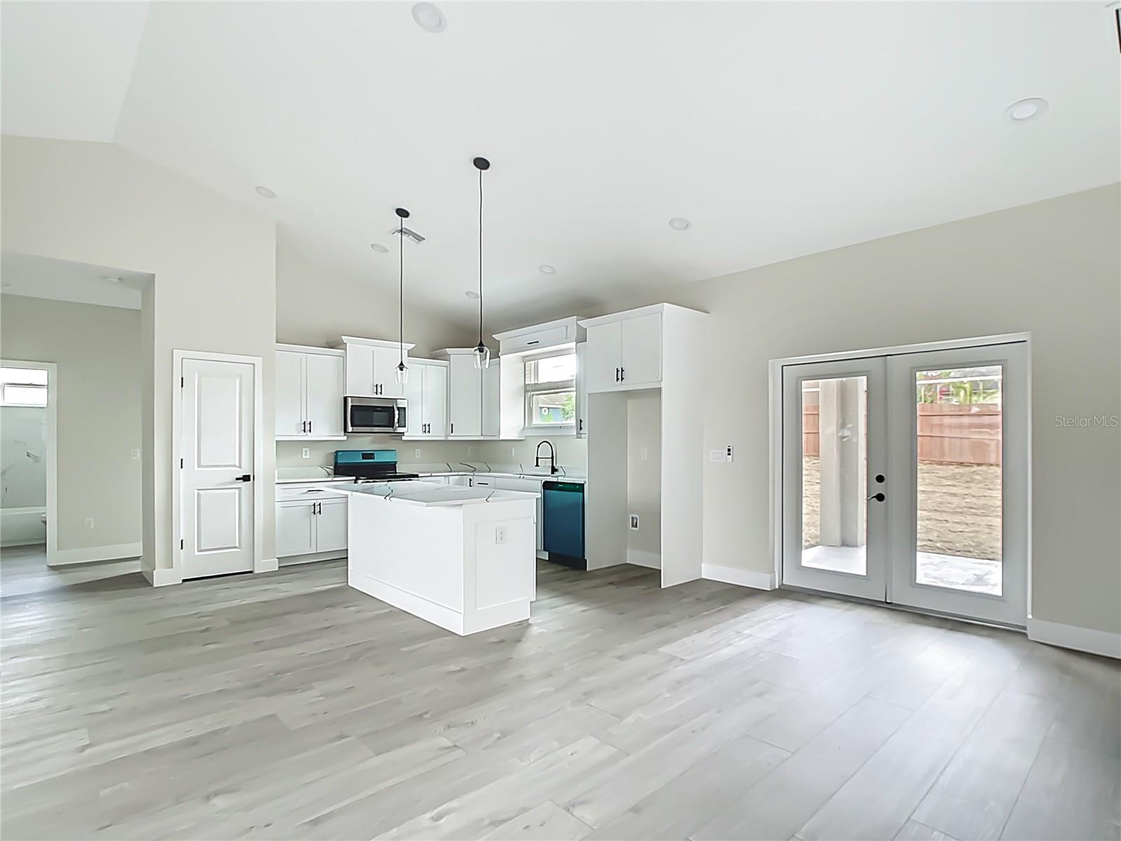 MARION OAKS UN 01 - Residential