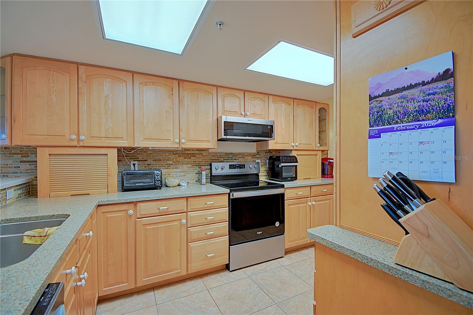 OCEANS CLOVERLEAF NORTH - Residential