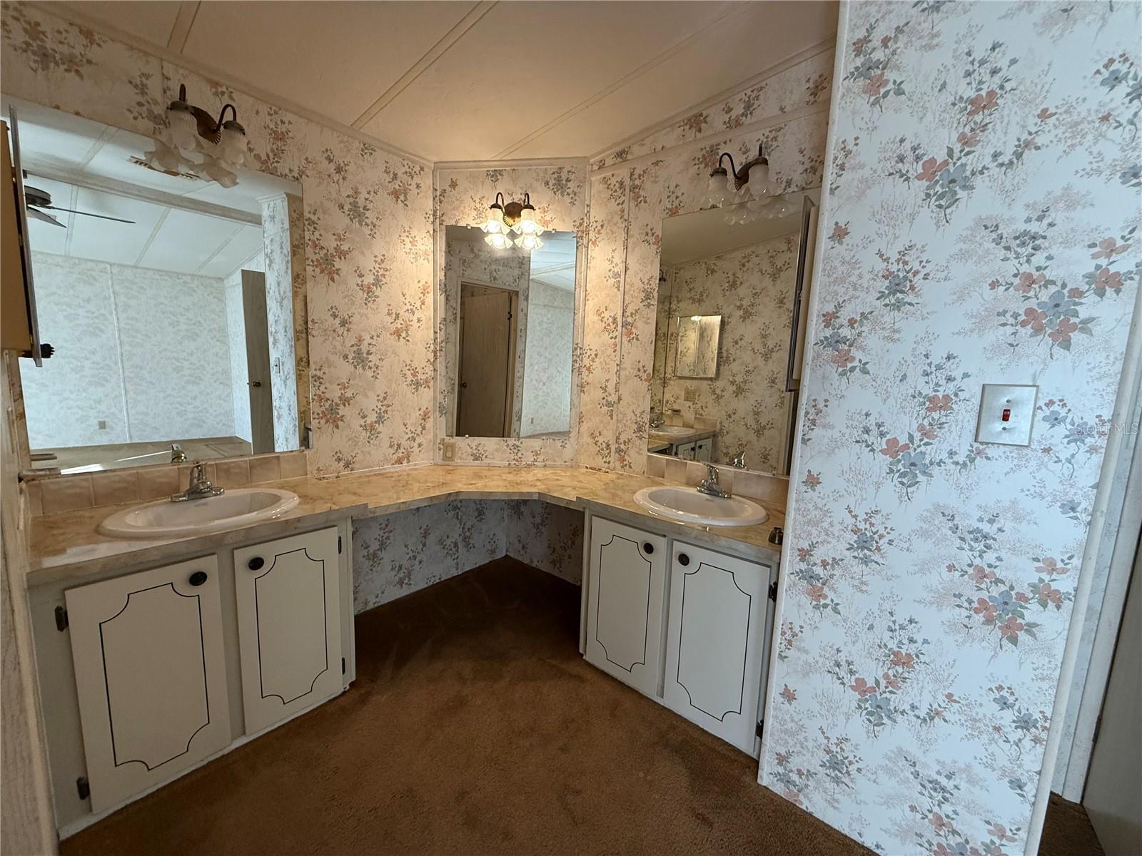 TIMBERWOOD ESTATES - Residential