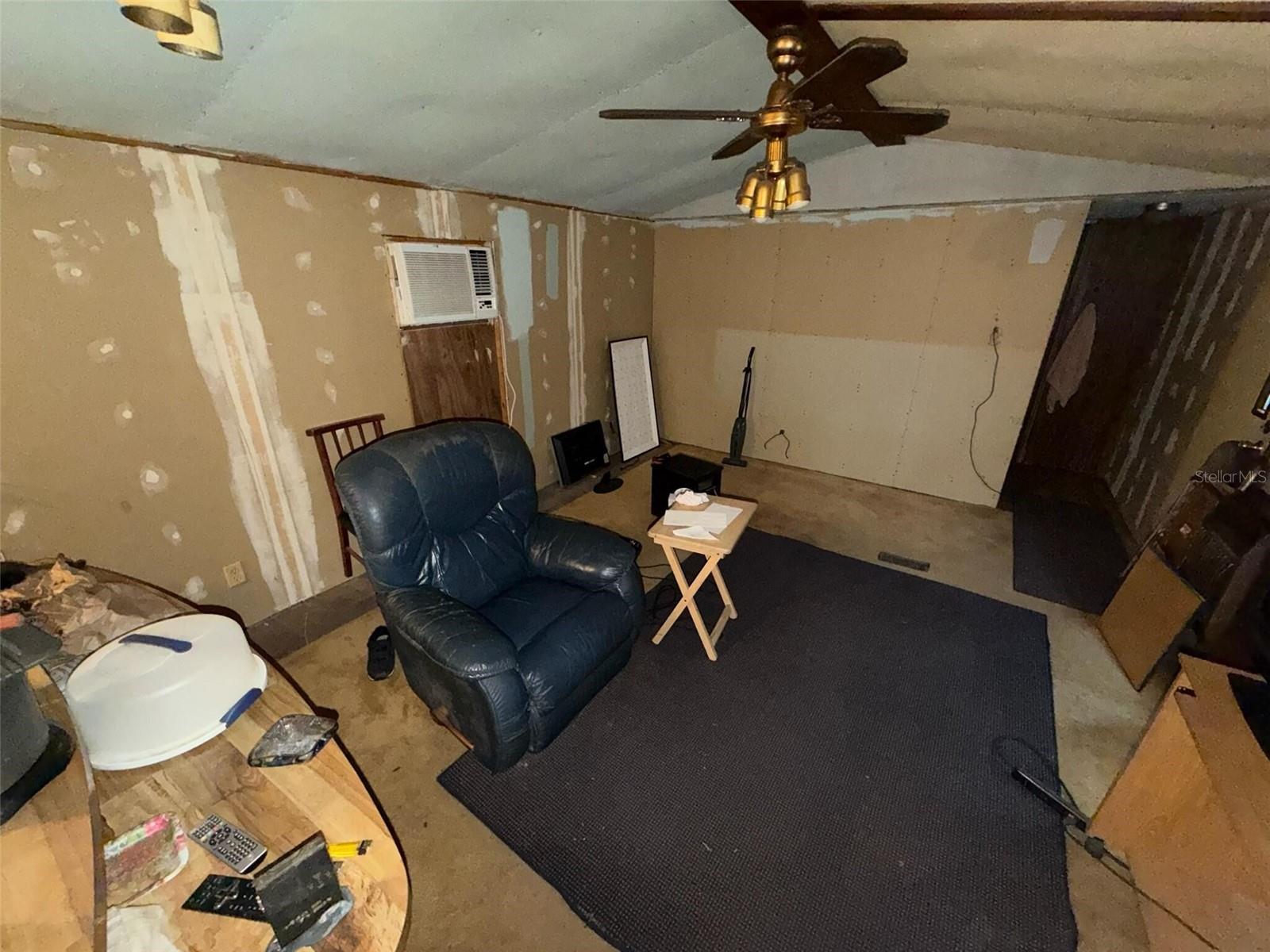 GARDEN GROVE - Residential
