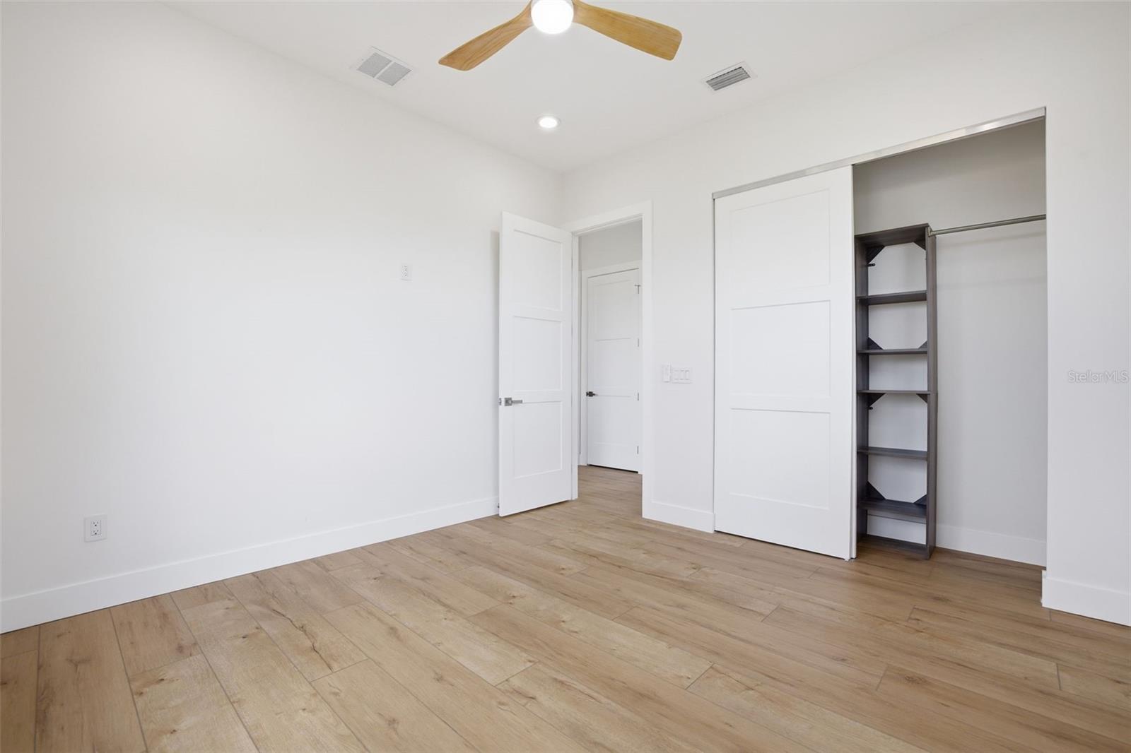 SHORE ACRES EDGEWATER SEC - Residential