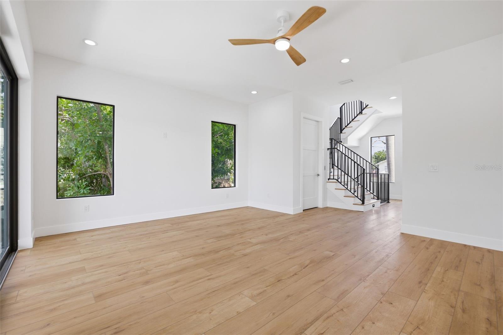 SHORE ACRES EDGEWATER SEC - Residential