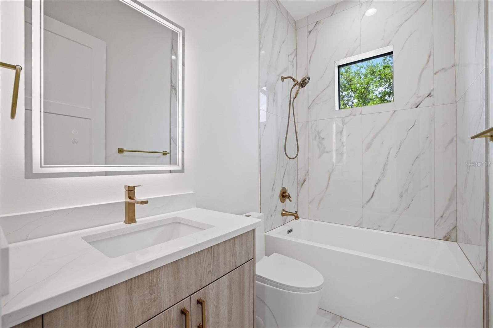 SHORE ACRES EDGEWATER SEC - Residential