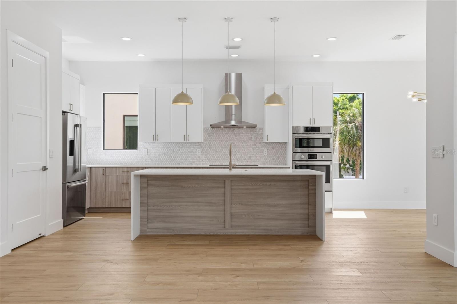 SHORE ACRES EDGEWATER SEC - Residential