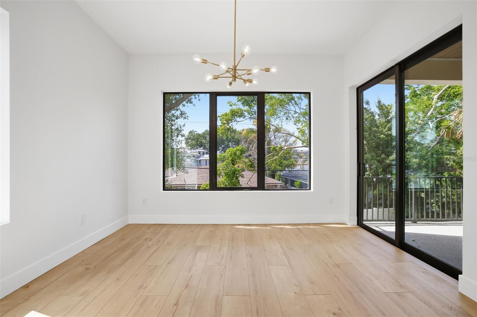 SHORE ACRES EDGEWATER SEC - Residential