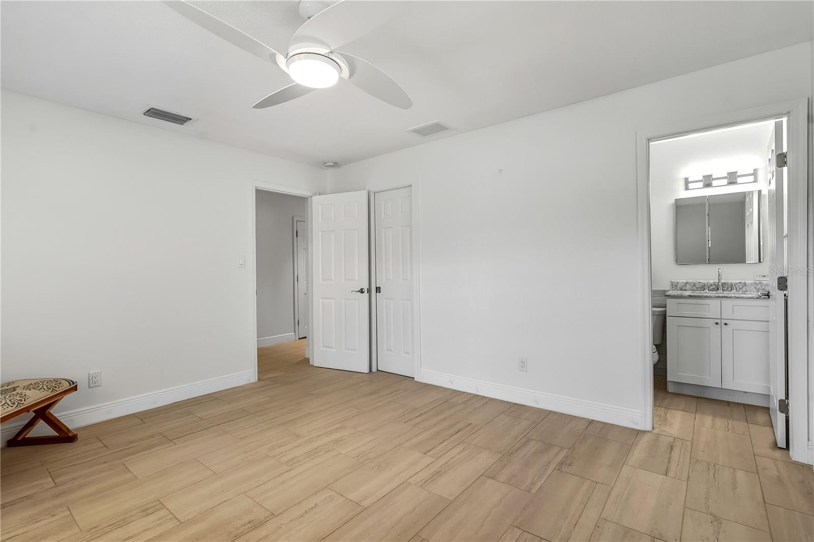 LIDO HARBOUR - Residential