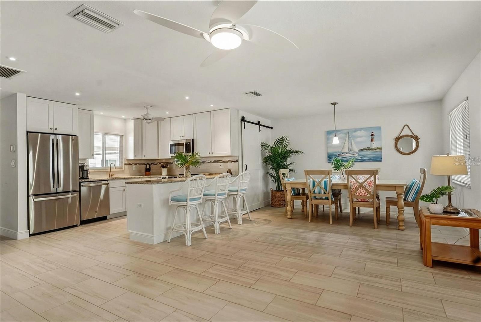 LIDO HARBOUR - Residential