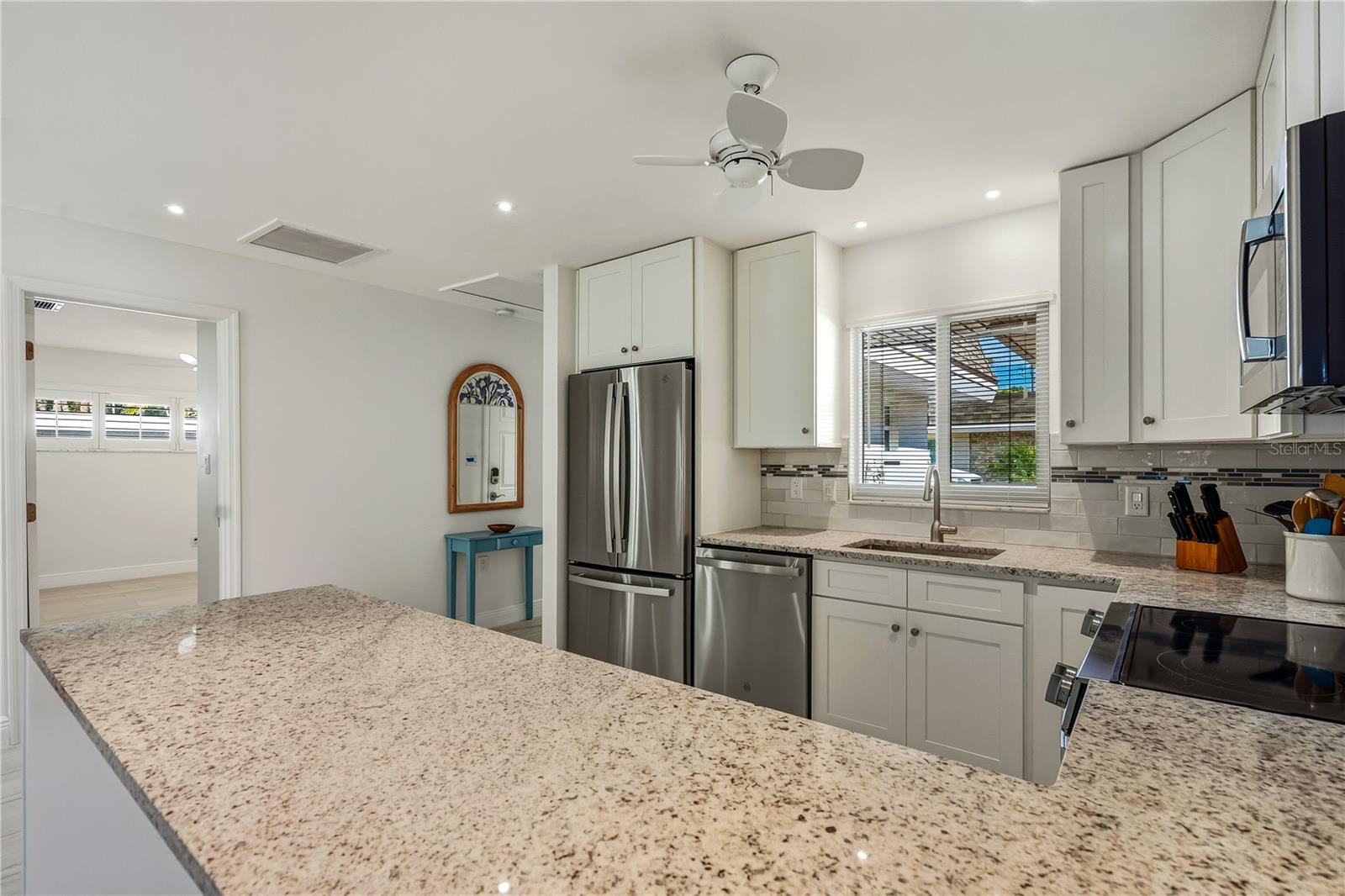 LIDO HARBOUR - Residential