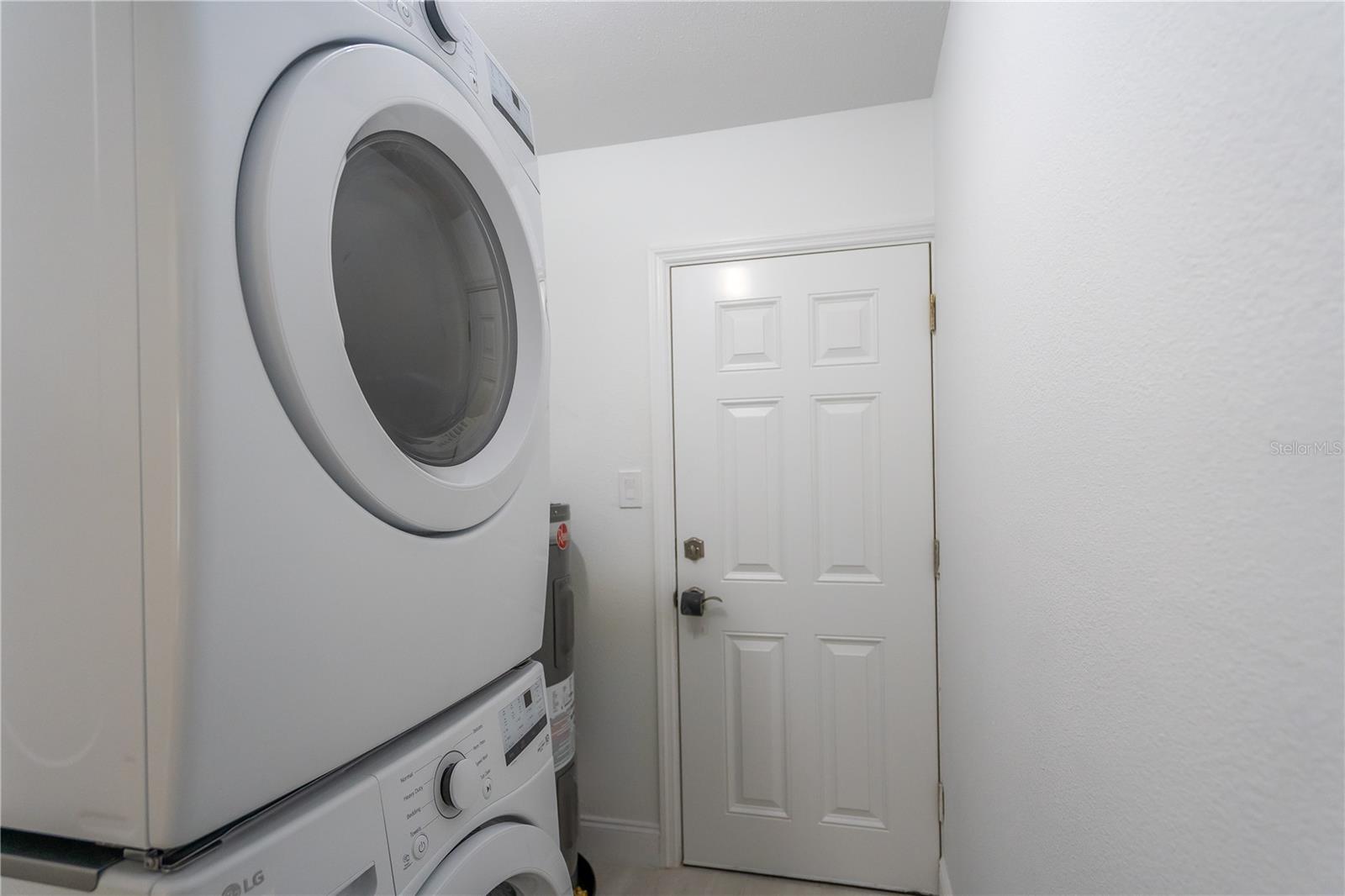 LIDO HARBOUR - Residential