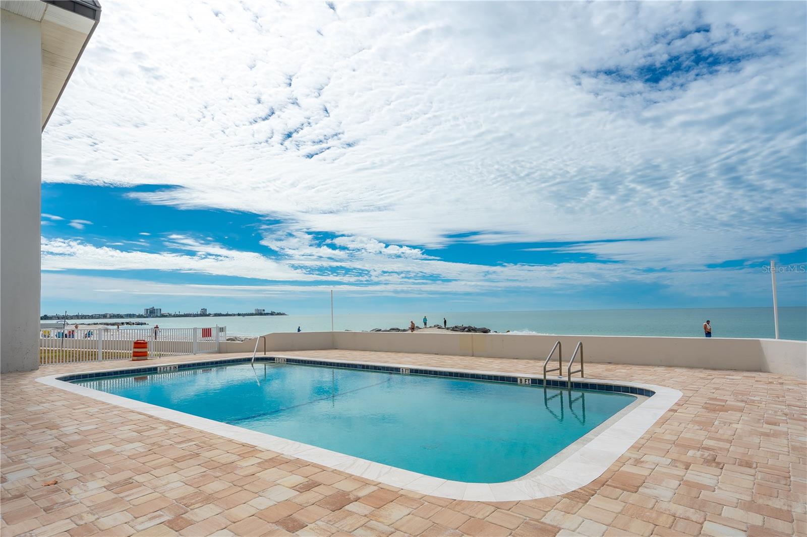 LIDO HARBOUR - Residential