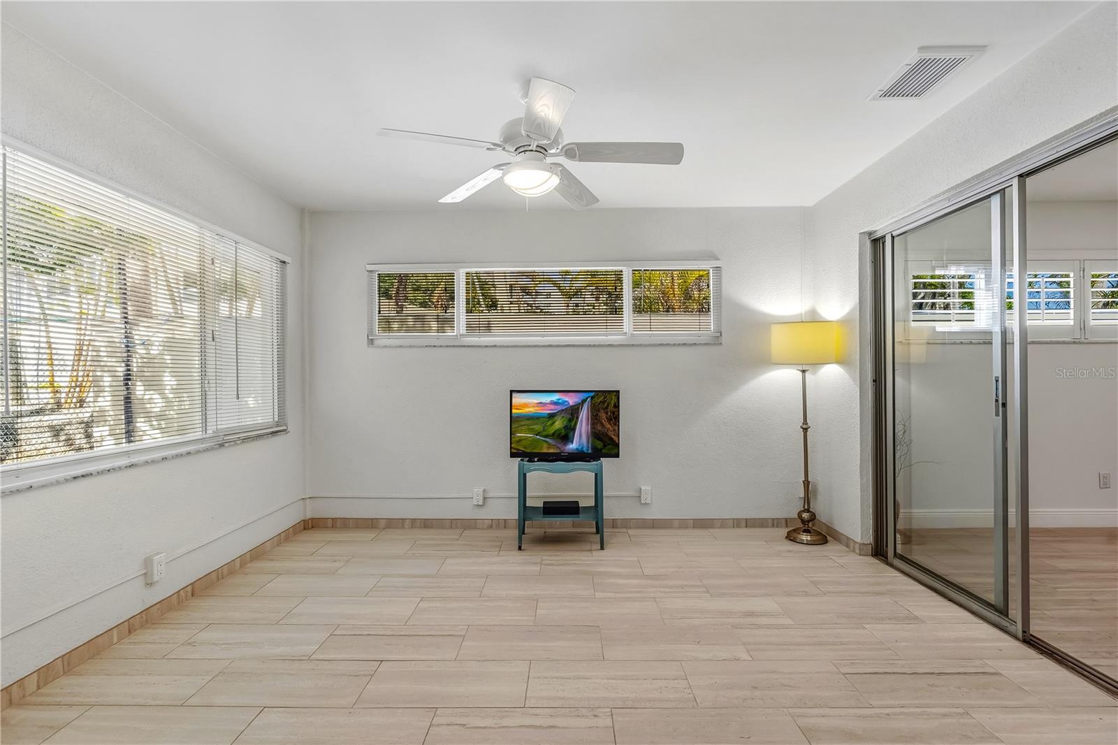 LIDO HARBOUR - Residential