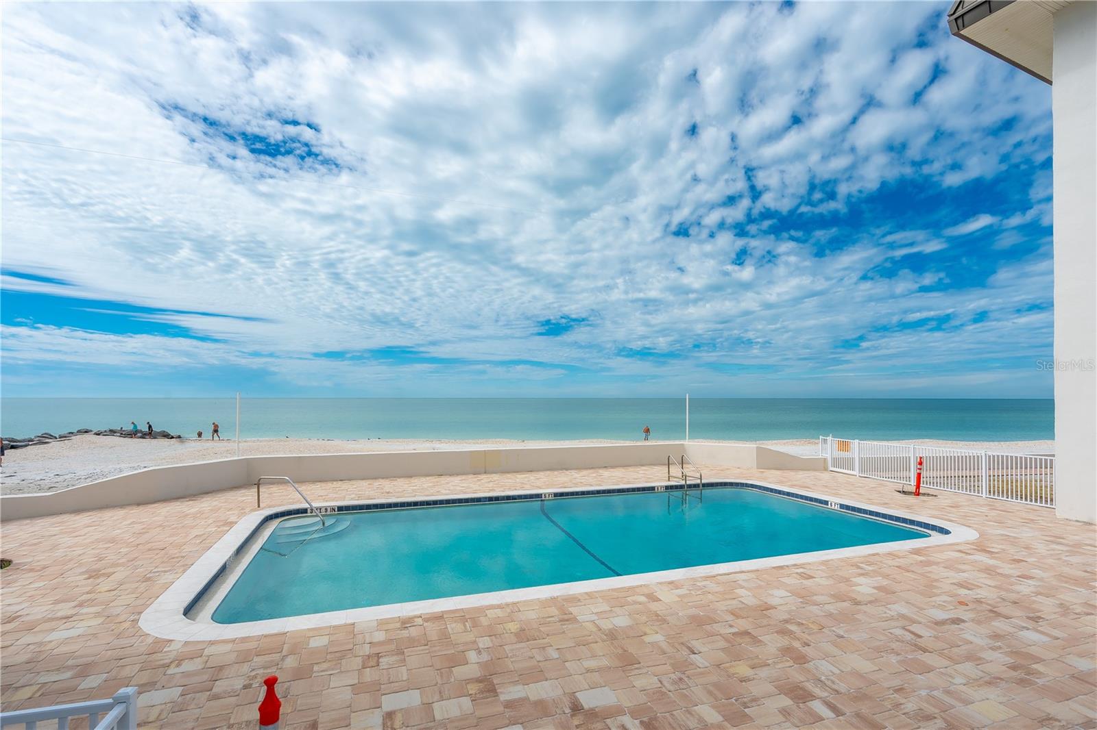 LIDO HARBOUR - Residential