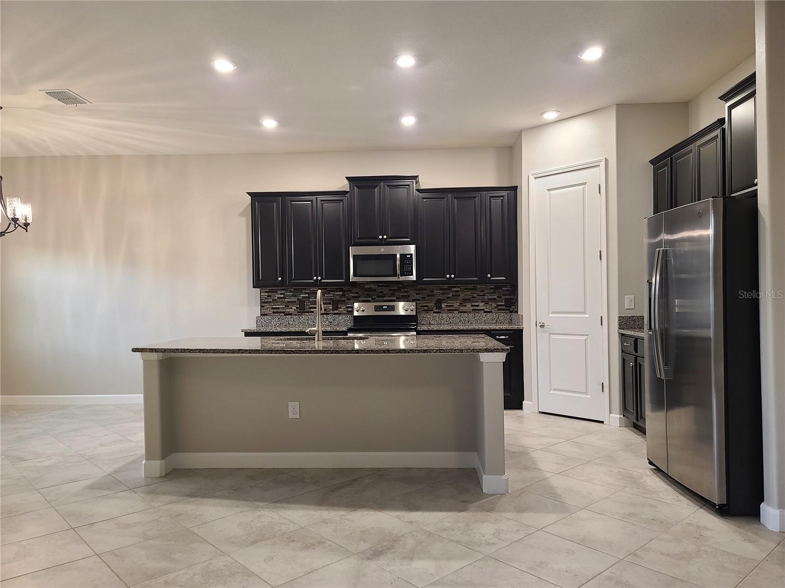 SOUTH FORK P PH 2 & 3B - Residential Lease