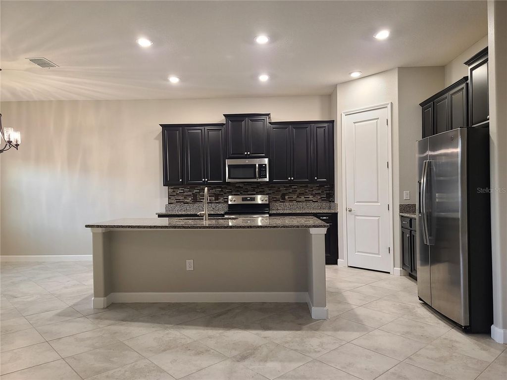 Photo of 11708 Navajo Sandstone Street, Riverview, FL 33579 (MLS # G5106040)