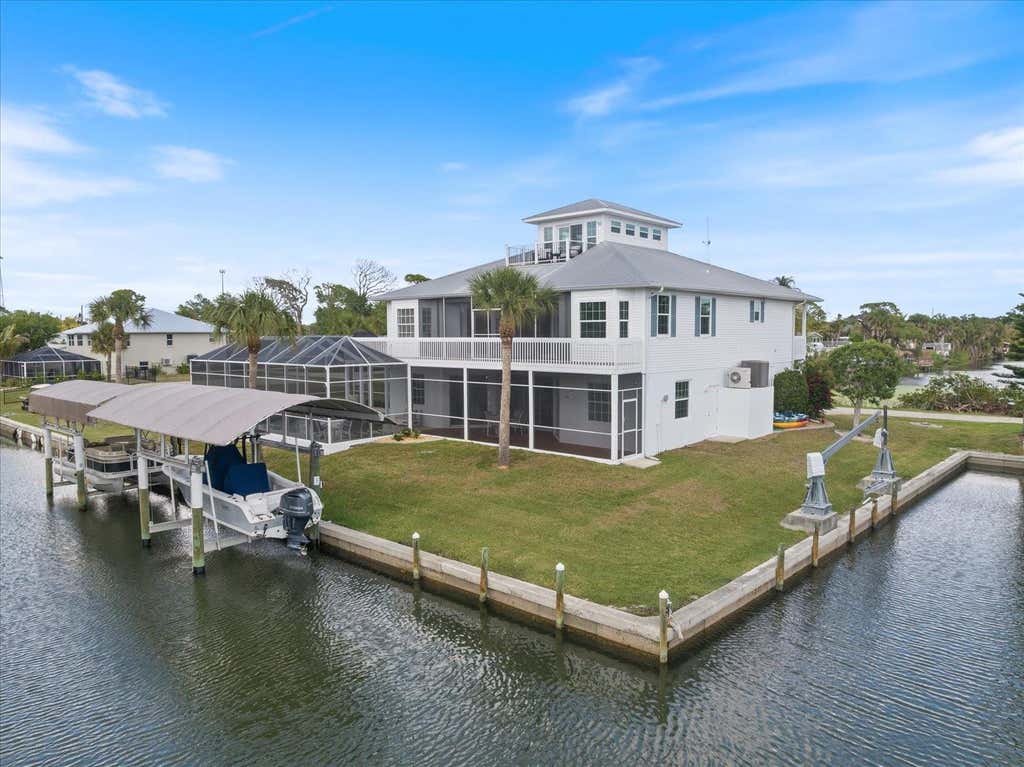 Photo of 9181 Lake Drive, Englewood, FL 34224 (MLS # D6148357)
