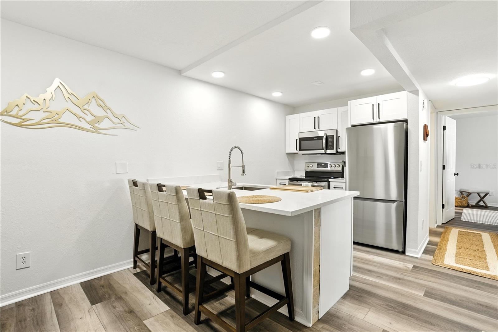 FOUNTAIN SQUARE CONDO - Residential Lease