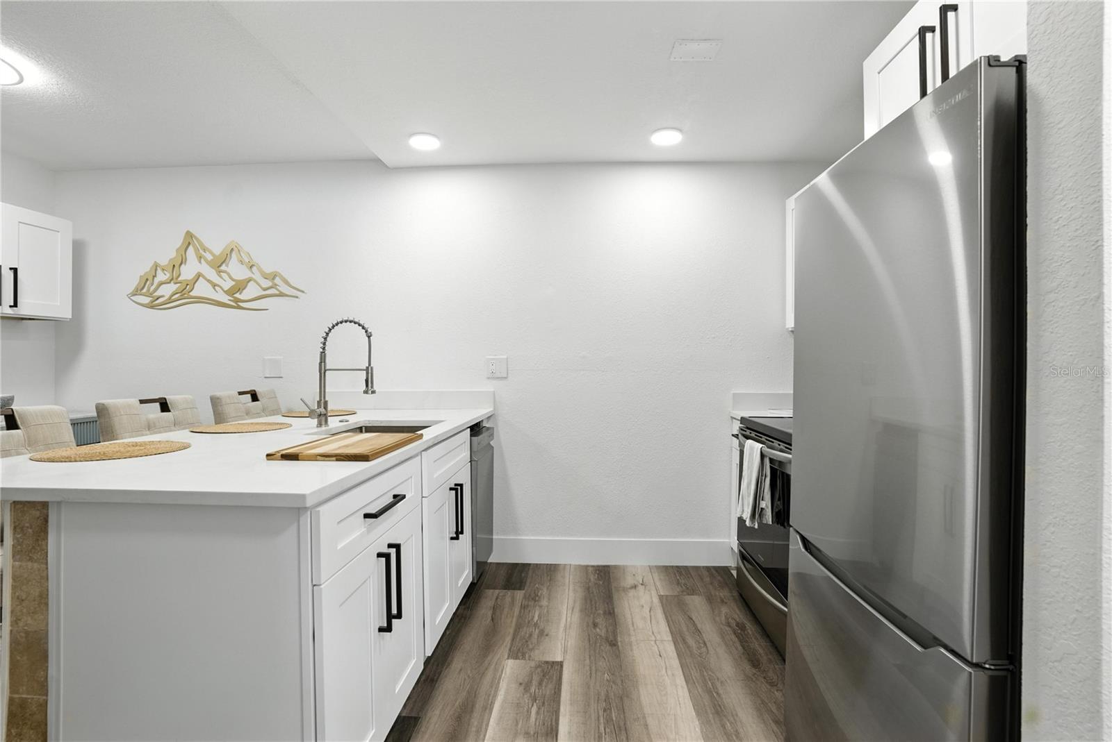 FOUNTAIN SQUARE CONDO - Residential Lease