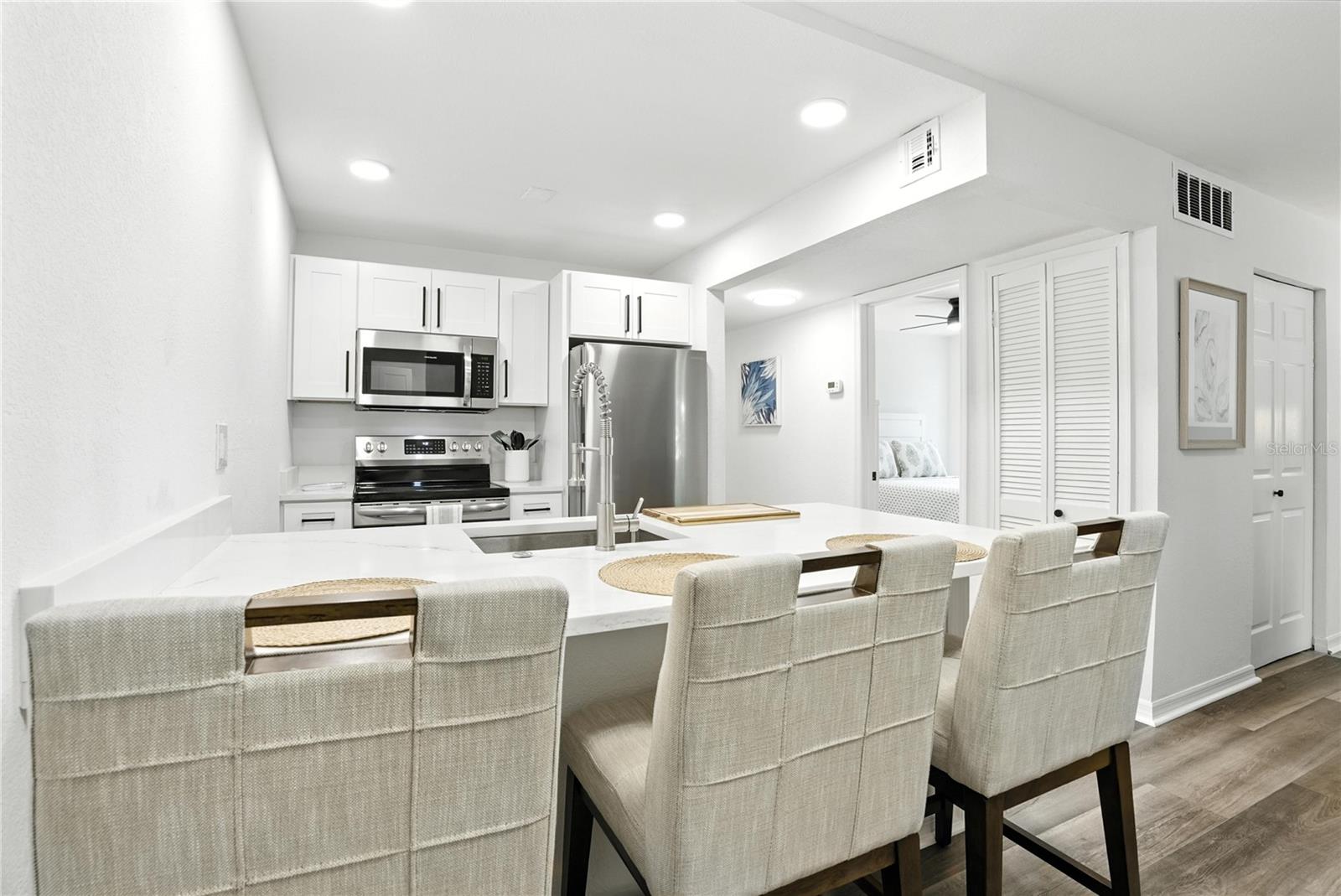 FOUNTAIN SQUARE CONDO - Residential Lease