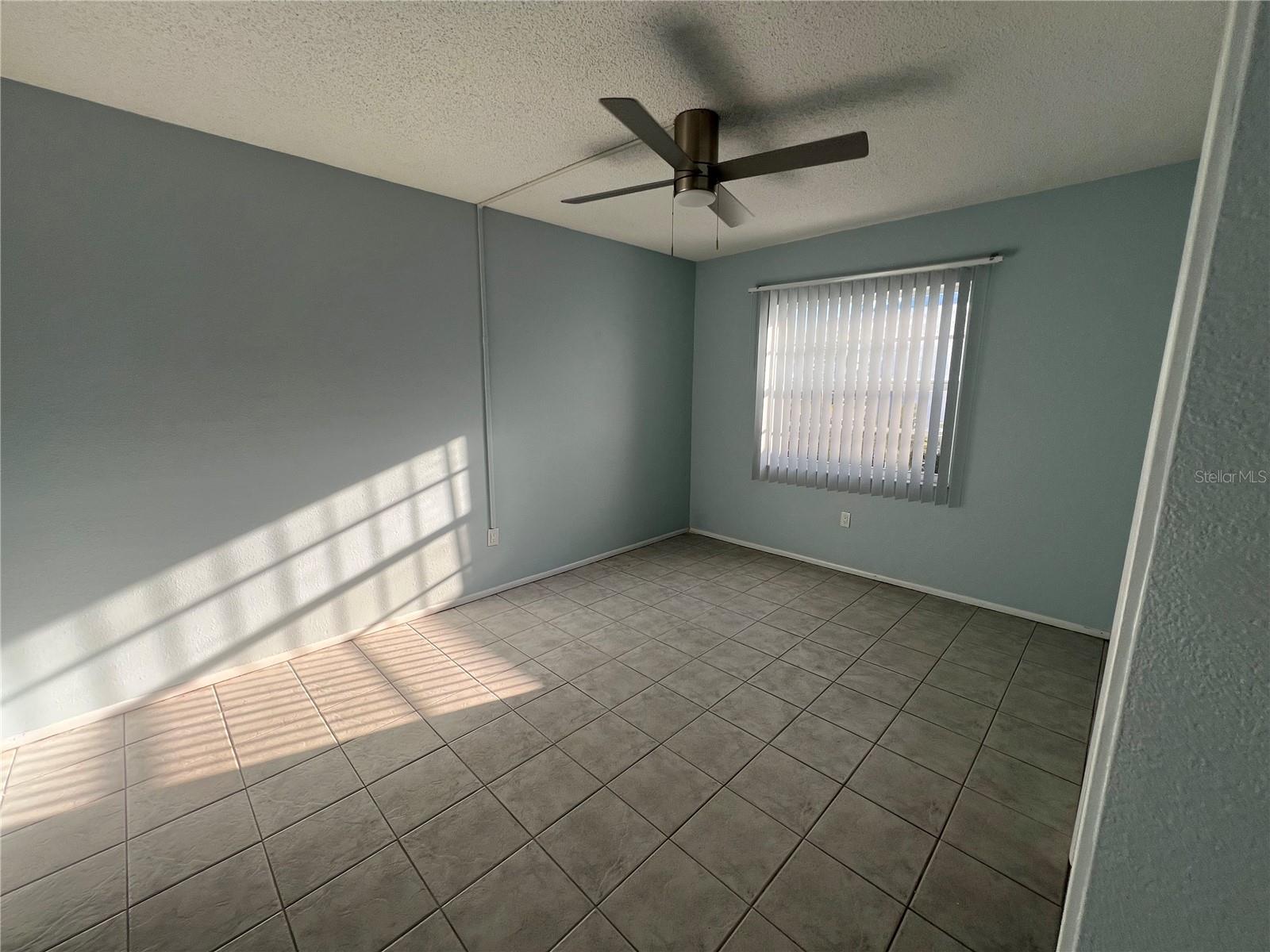 KINGS COURT VILLAS BLDG 02 - Residential Lease