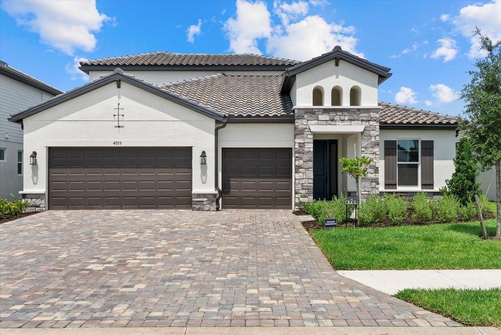 Photo of 4705 Sweet Retreat Run, Lakewood Ranch, FL 34211 (MLS # A4658901)