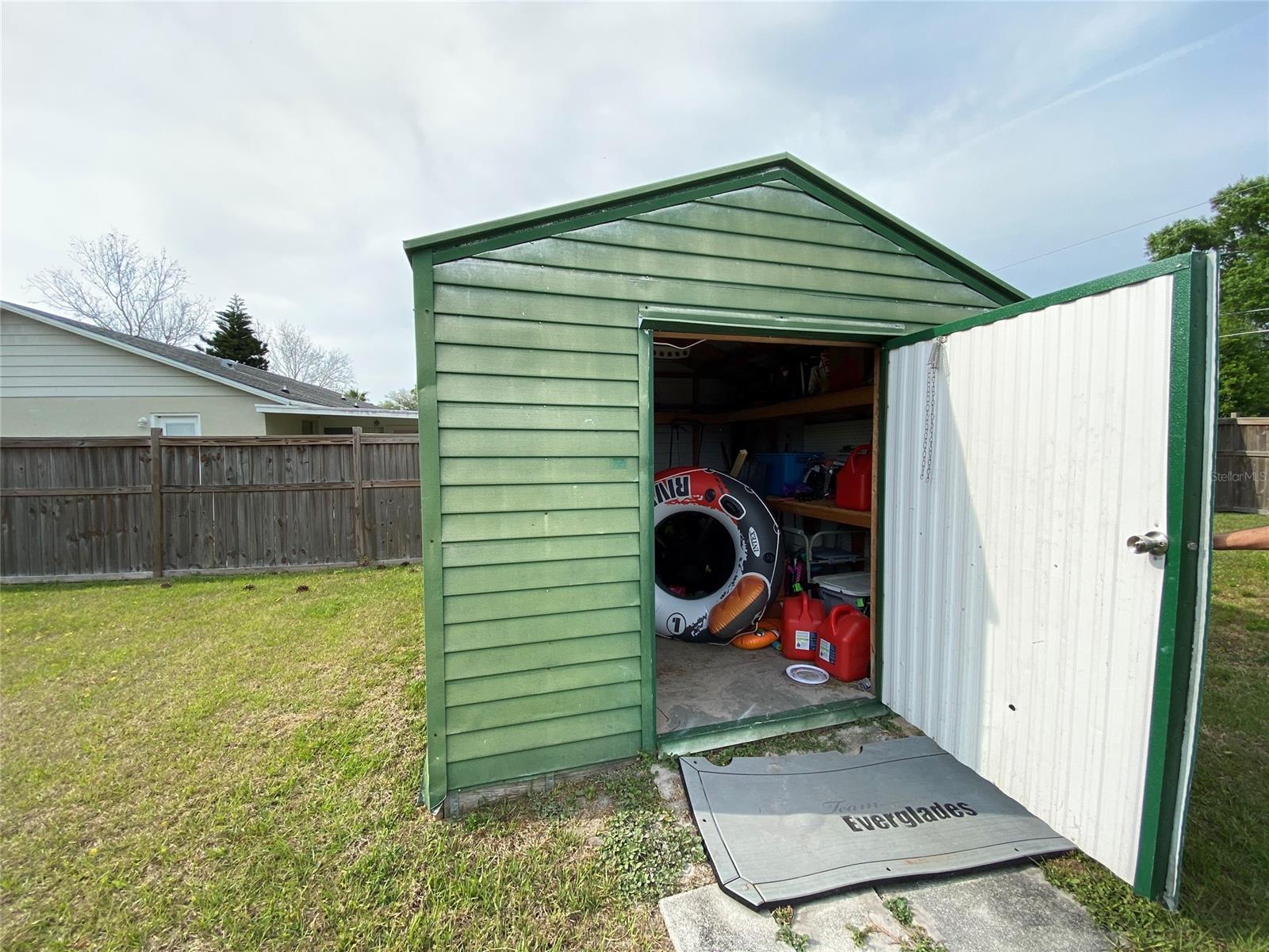 Florida Shores 01 - Residential