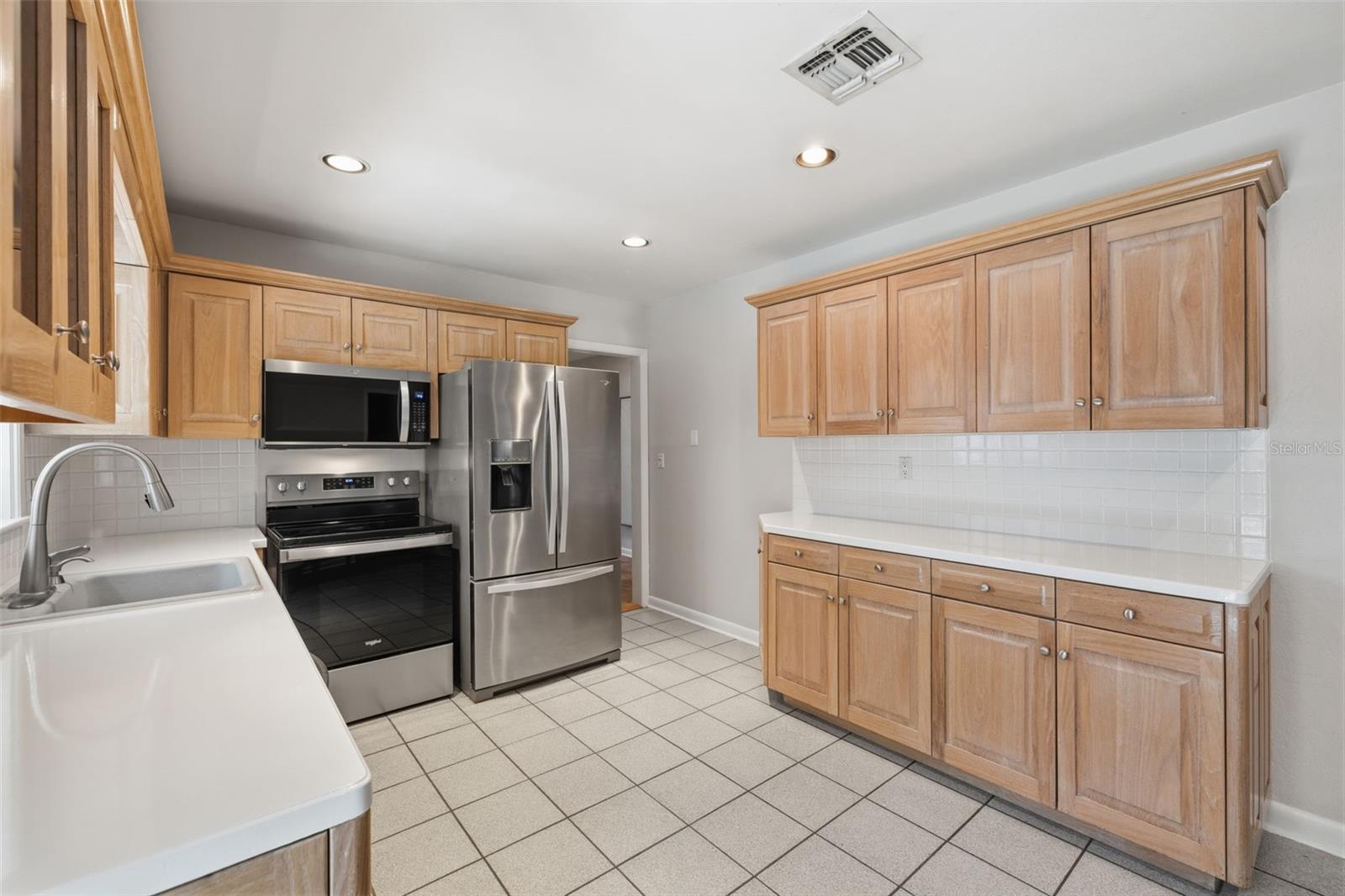 TEMPLE TERRACE ESTATES - Residential