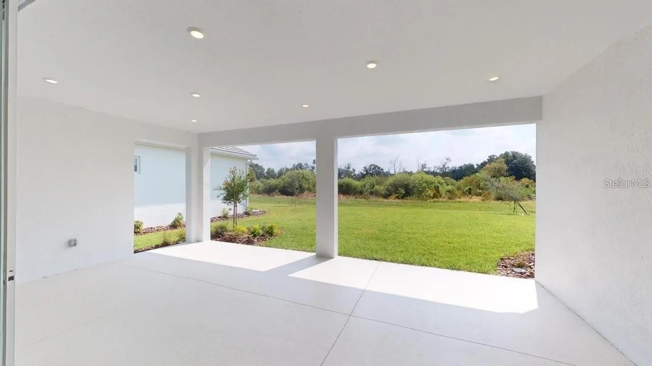 ESPLANADE NORTH AT ARTISAN LAKES SUBPH I - Residential Lease