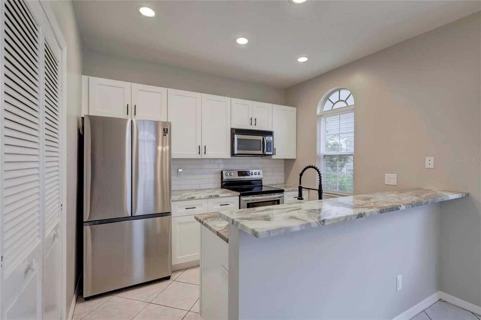 INTERBAY OAKS A CONDO - Residential