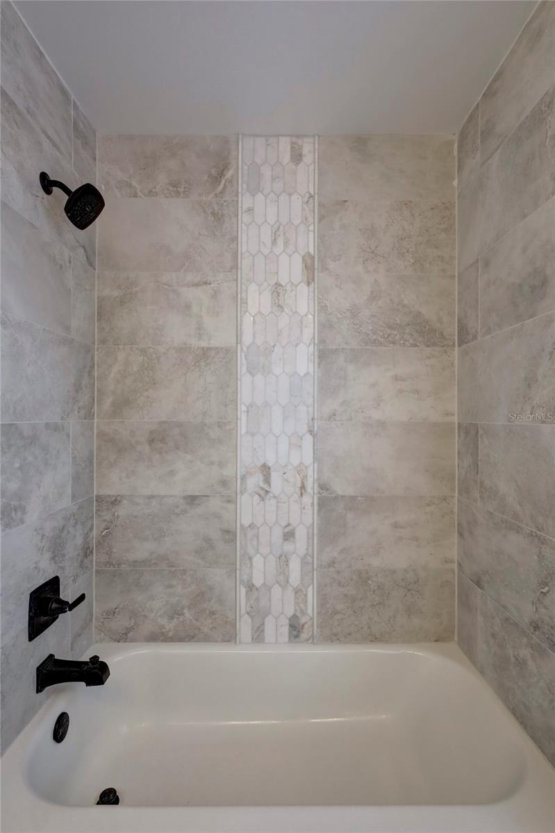 INTERBAY OAKS A CONDO - Residential