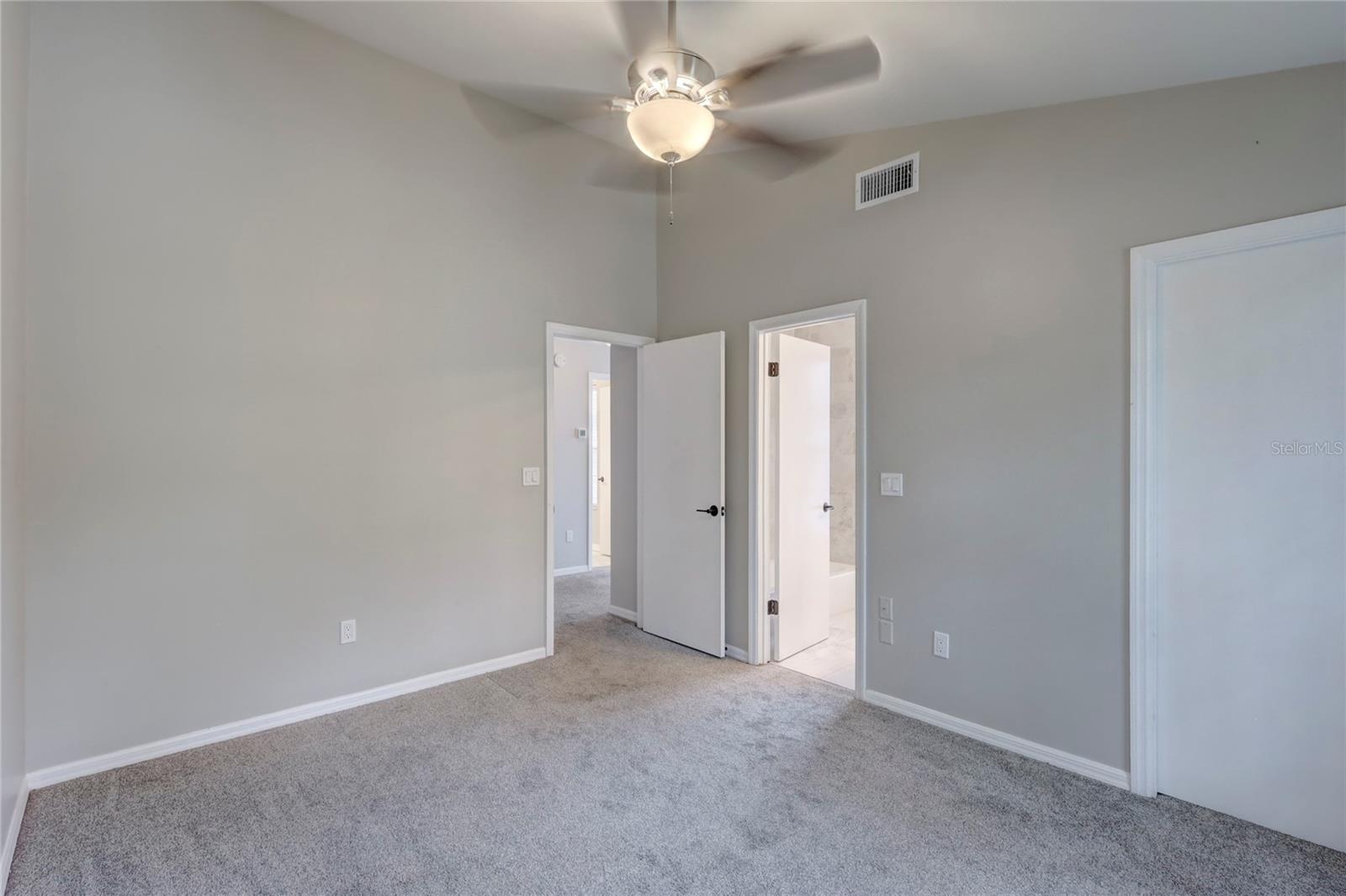 INTERBAY OAKS A CONDO - Residential