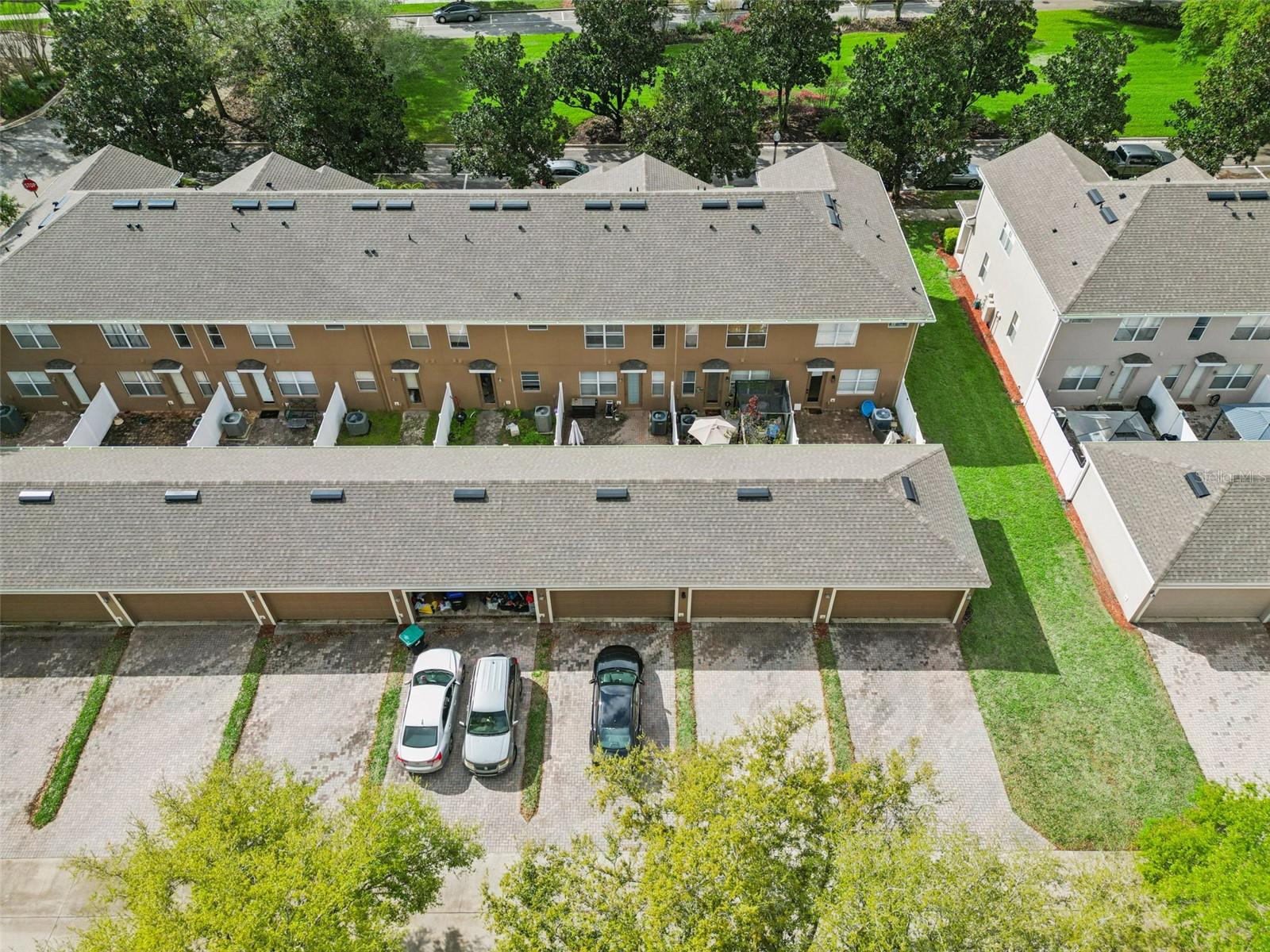 SIGNATURE LKS-PCL 01D PH 01 - Residential