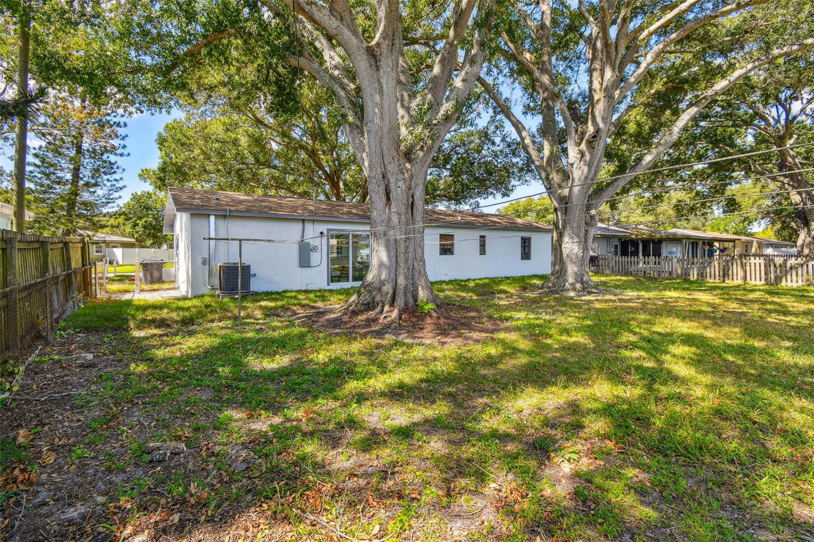 MEADOW LAWN - Residential