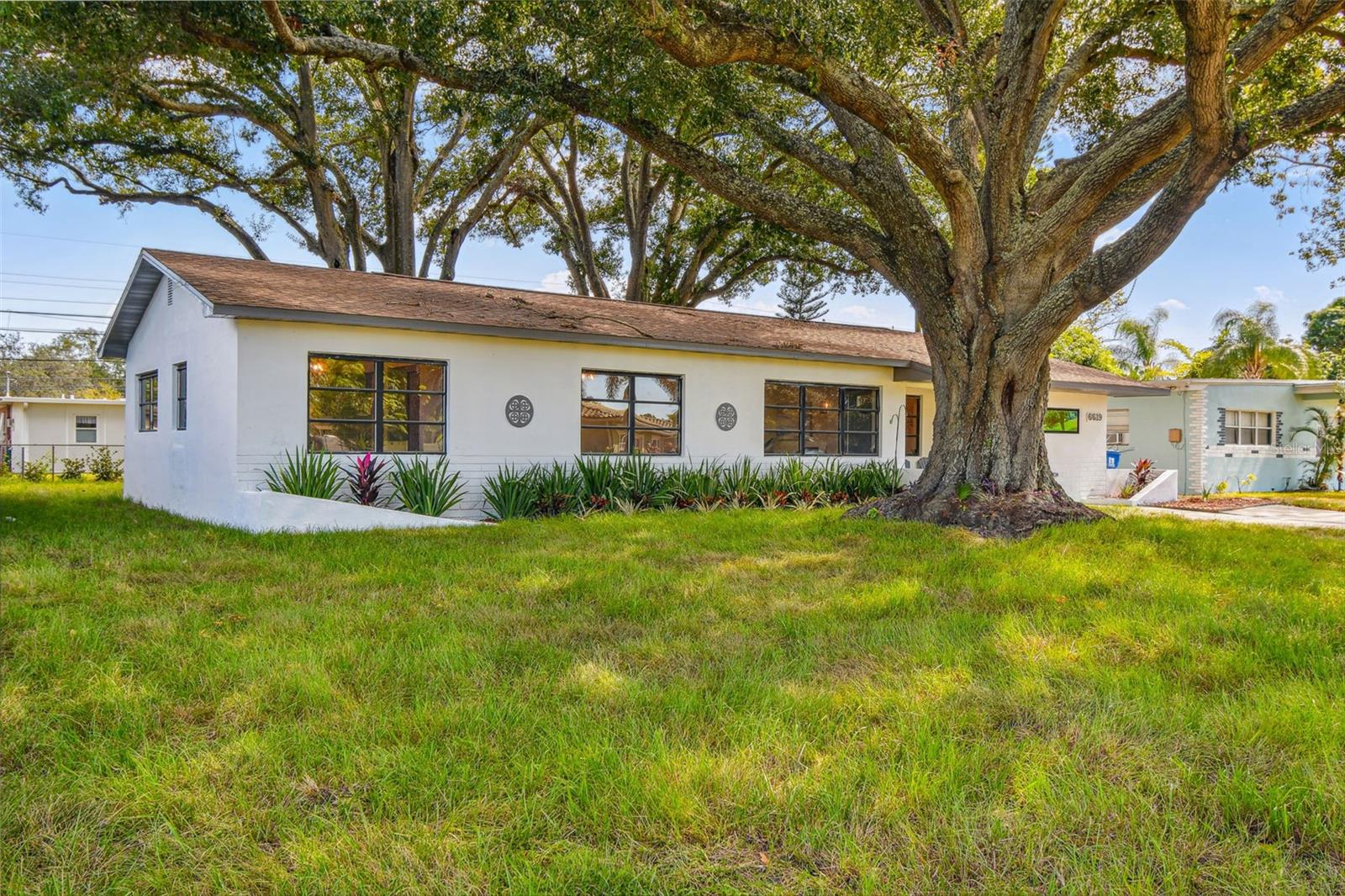 MEADOW LAWN - Residential